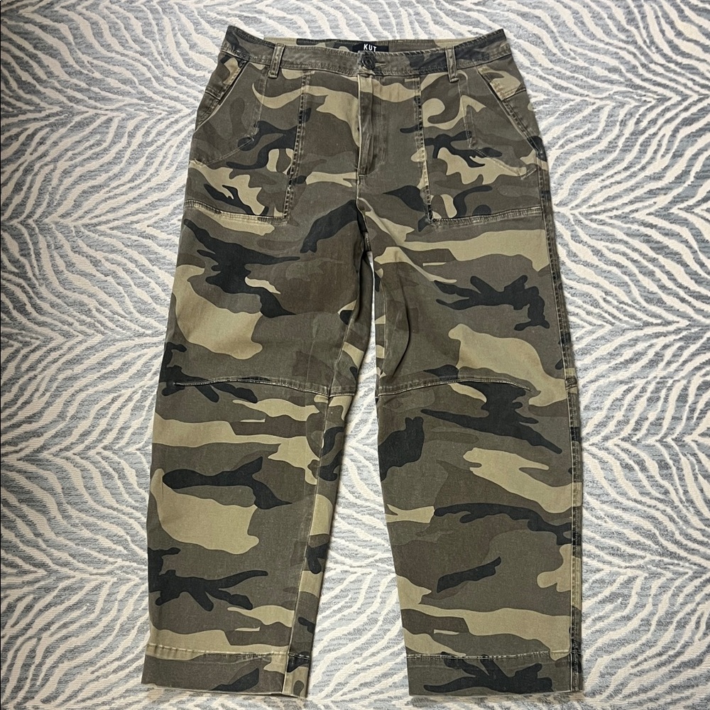 Sanctuary Camo Barrel jeans